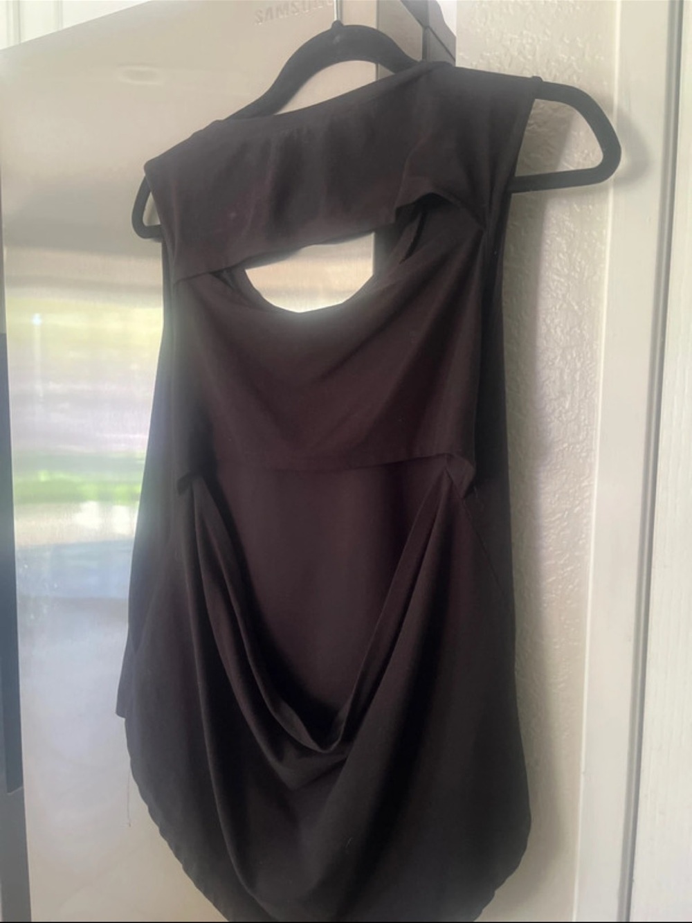 Women’s Black Cut Out Back Sleeveless Tank